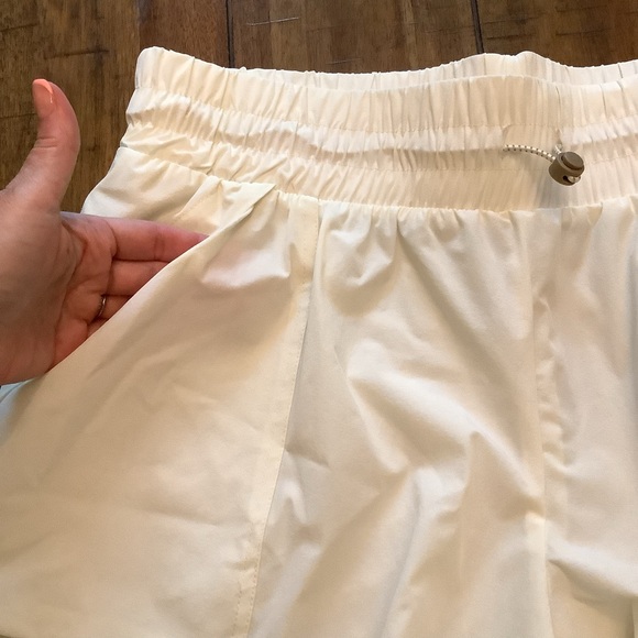 NWT Avalanche Cargo Pocket Bungee Athletic Hiking Shorts Womens Sz Large - Picture 4 of 11